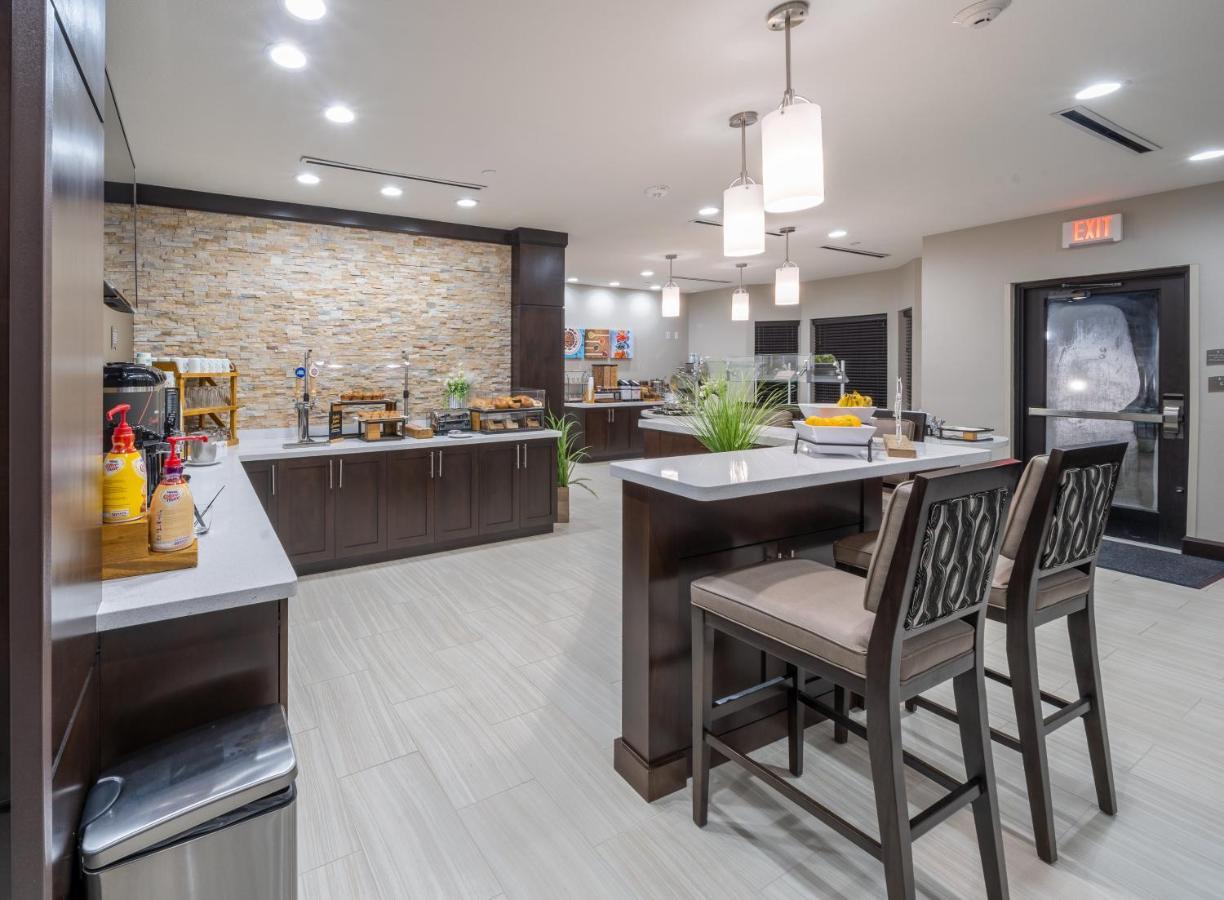Staybridge Suites Houston East - Baytown By Ihg Bagian luar foto