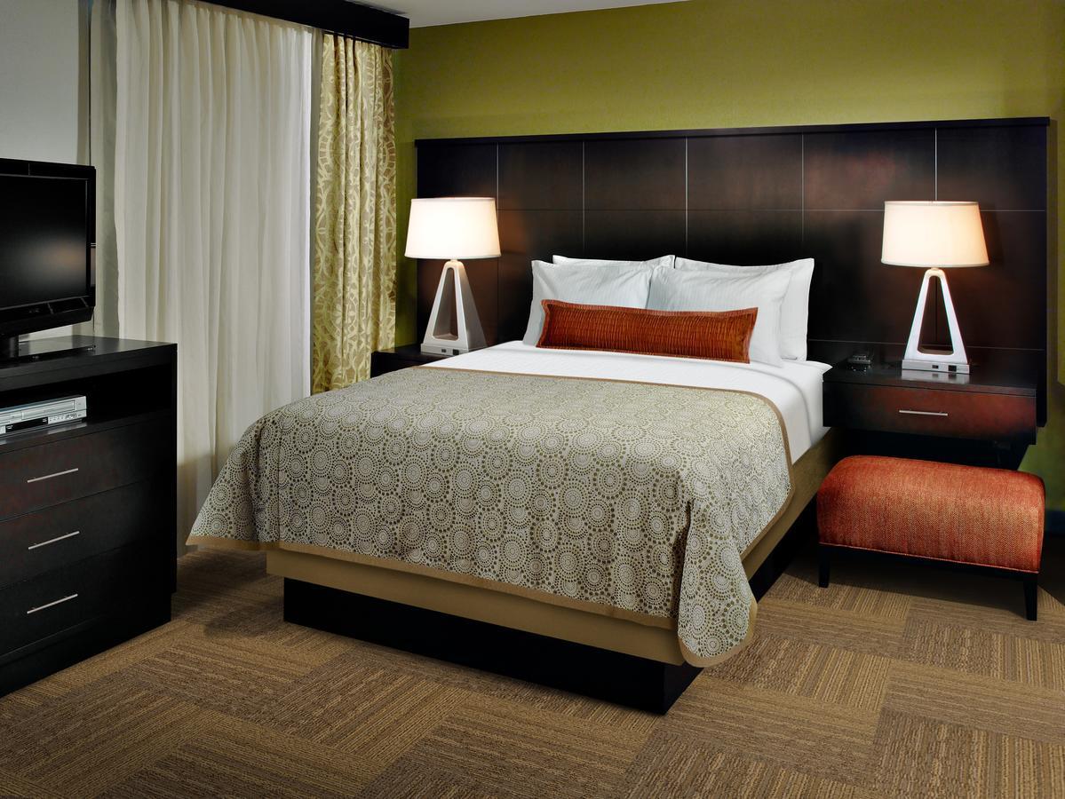 Staybridge Suites Houston East - Baytown By Ihg Bagian luar foto